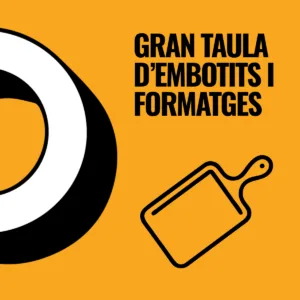 Gran taula d’embotits i formatges